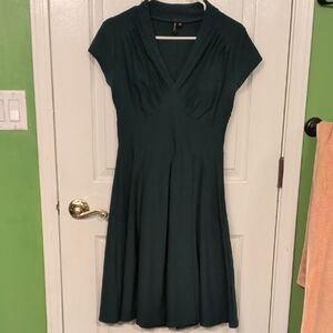 Miusol Deep Green Midi Dress